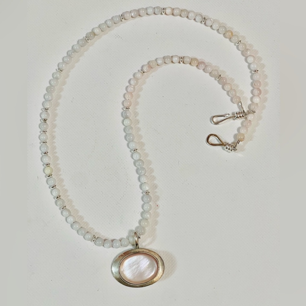 VTG Southwest Sterling Pearl Necklace Shell Beads + Mother Of Pearl Pendant 18”